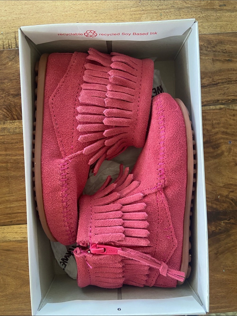 NWT Kids' Pink Suede Fringe Minnetonka  Moccasin Boots